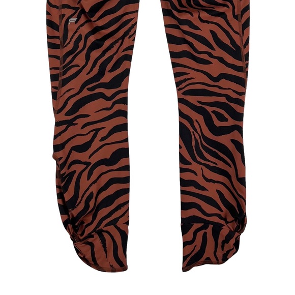 Fabletics PureLuxe Twist Leggings Womens Size XS Brown Black - Picture 6 of 15